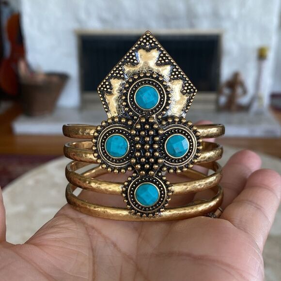 Lucky Brand Gold Tone & Faux Turquoise Boho Cuff Style Bracelet - Picture 2 of 11